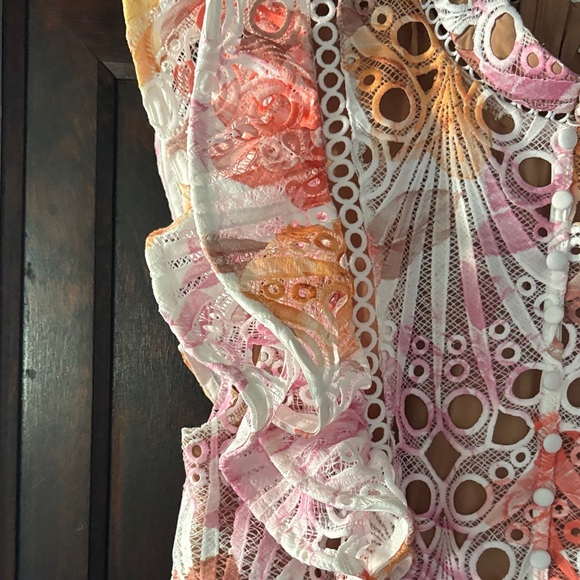 Elegant Lace Midi Dress with Ruffle Details - Picture 4 of 13